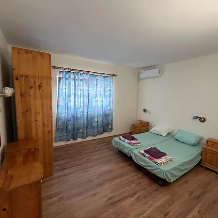 Orpheus Otel 3*